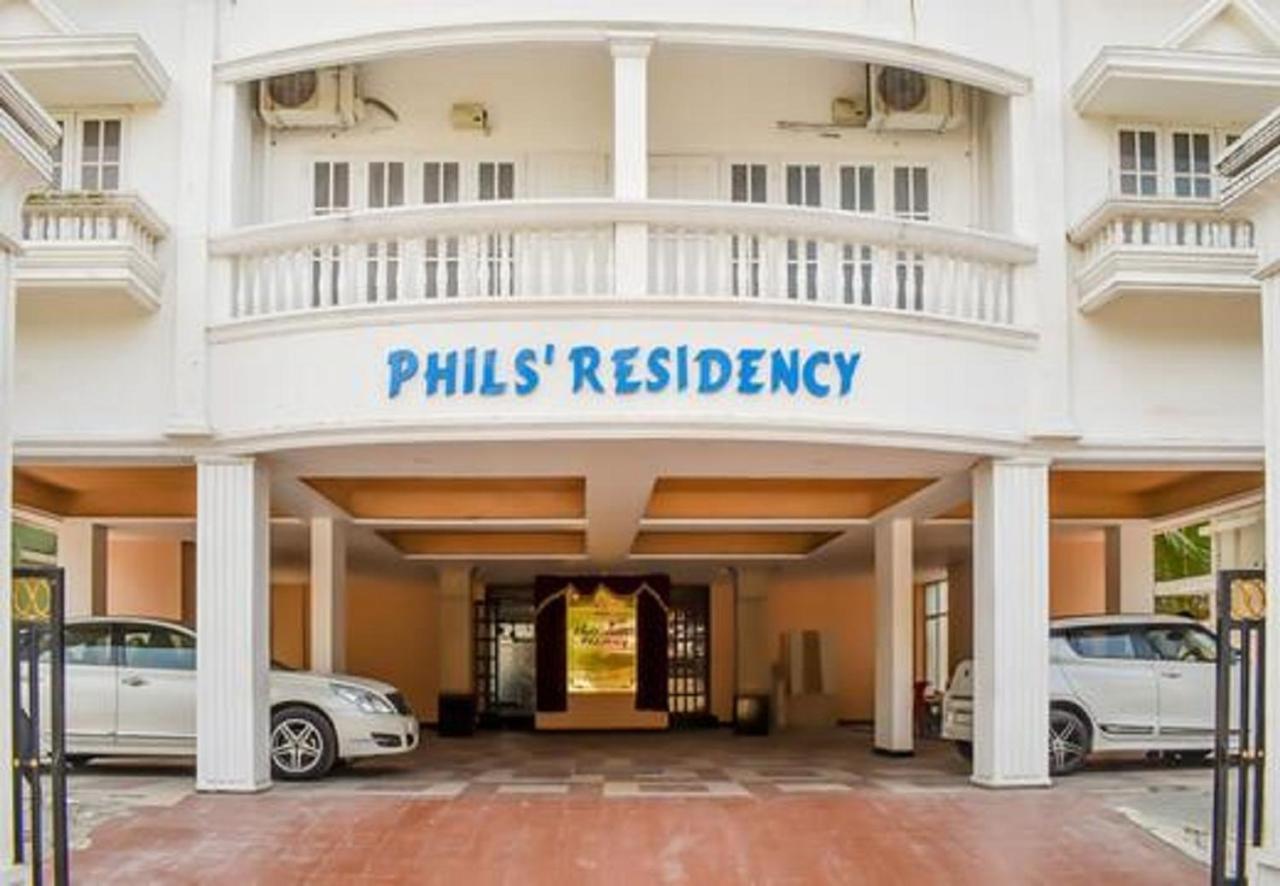 Phils' Residency & Banquets Hotel Kochi Exterior photo